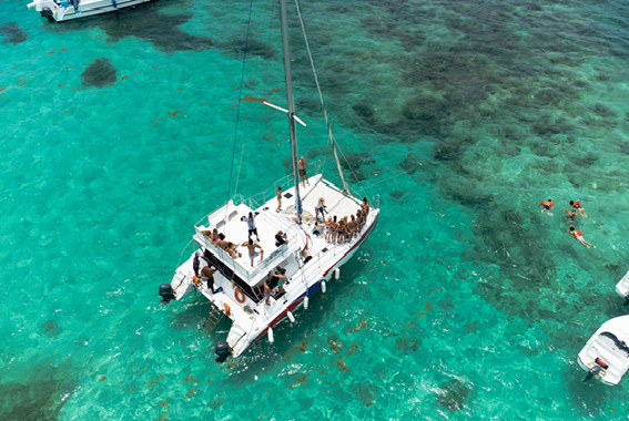 PARTY BOAT / CATAMARÁN